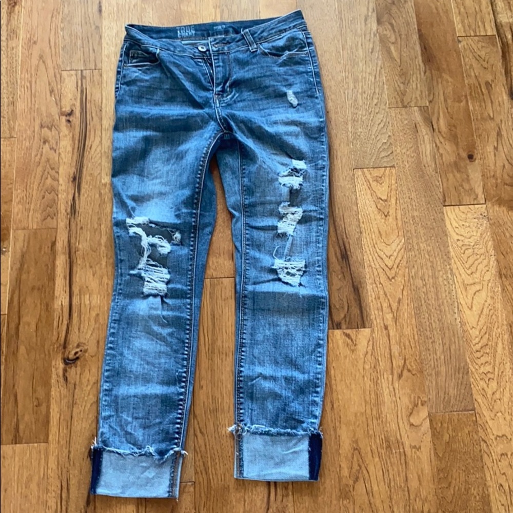 Distressed Crop Jeans